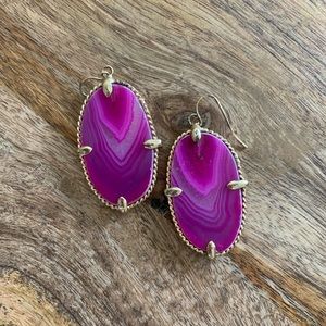 Kendra Scott Fushia earrings